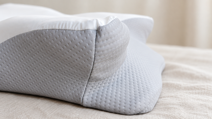 butterfly pillow — knit and seam detail